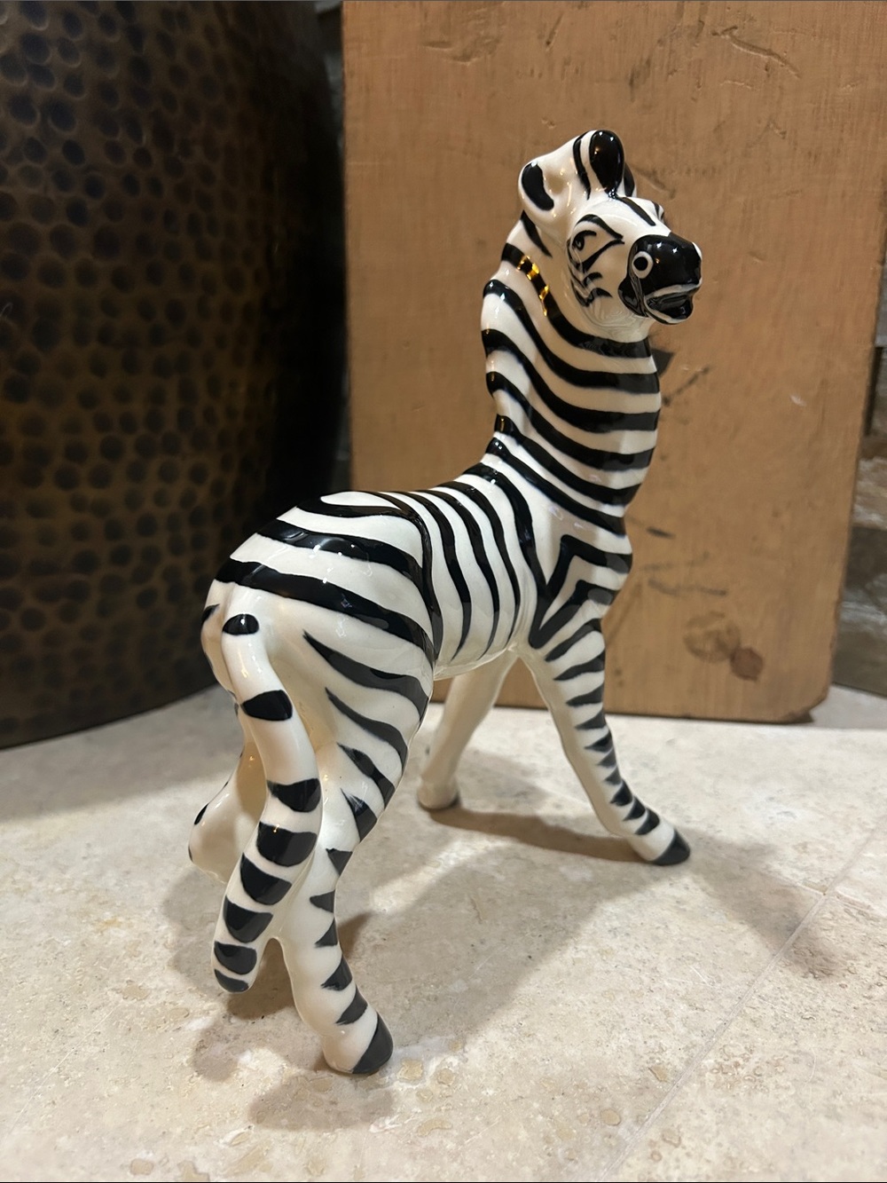 vintage Robert Simmons Pottery zebra figurine named "Zig” - Picture 2 of 11
